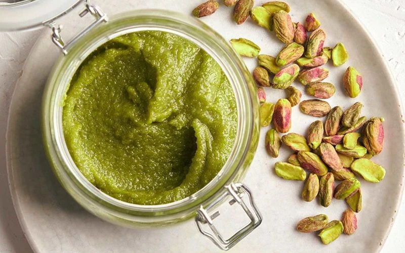 Фисташковая паста: особенности и полезные свойства