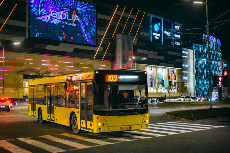 Автобус 109 Київ