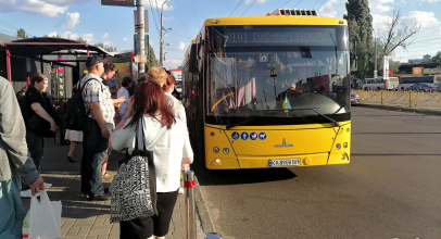 Автобус 11 Київ