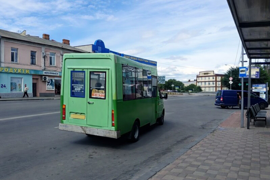 Автобус 12 Бердичів