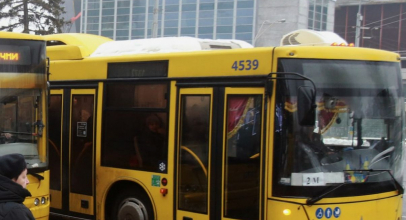 Автобус 2т Київ