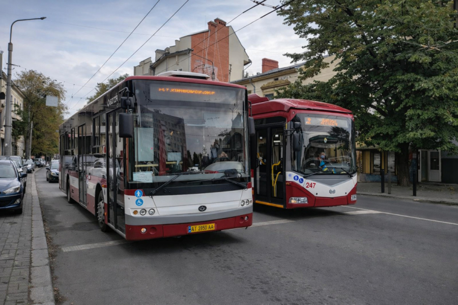 Автобус 45 Івано-Франківськ