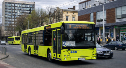 Автобус 9 Львов