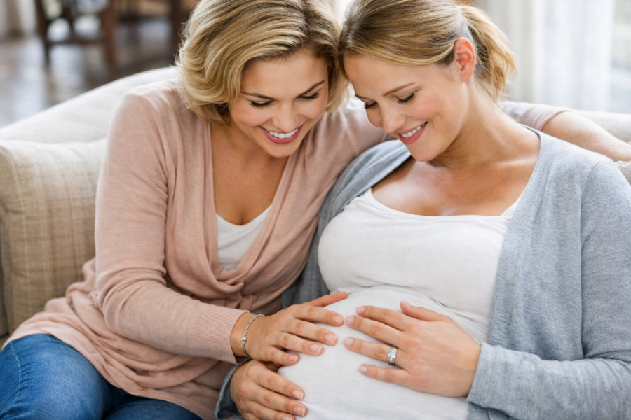 Чи безпечно бути сурогатною мамою, думка лікарів