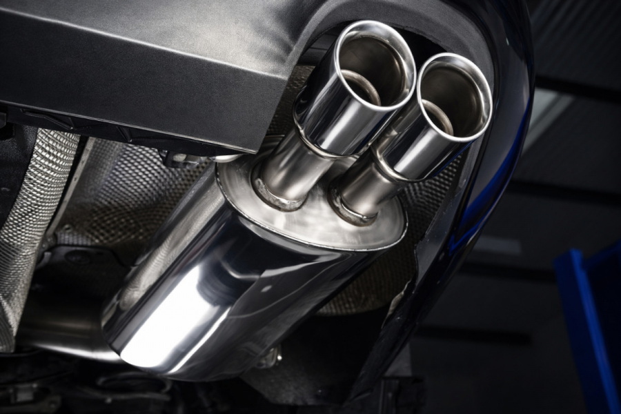 Експерт з продажу вихлопних систем пояснив, що необхідно враховувати при виборі нового вихлопу та її складових