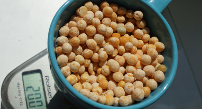 Горох цільний калорійність