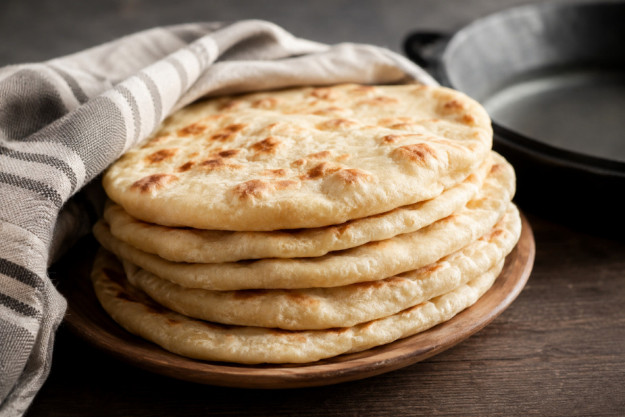 Коржи на сковороді замість хліба