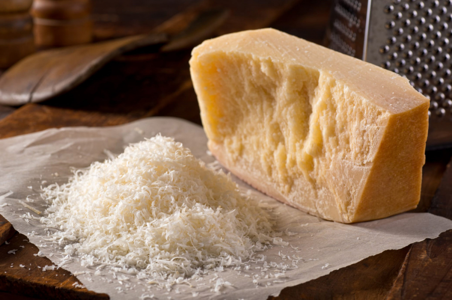 Пармезан калорійність