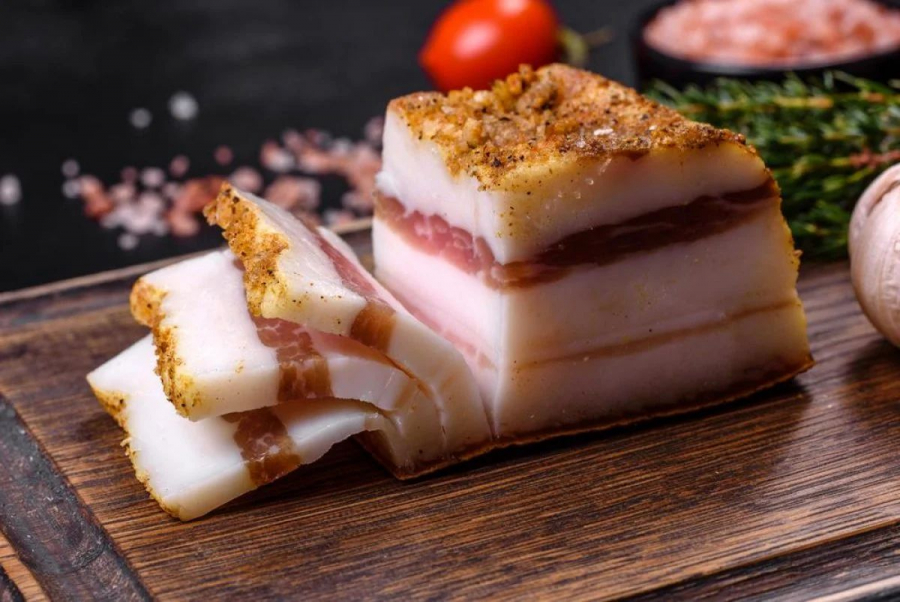 Сало калорійність