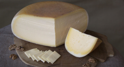 Сир напівтвердий калорійність