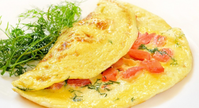 Сніданок з яйцями і помідорами за 5 хвилин Сніданок з яйцями і помідорами за 5 хвилин