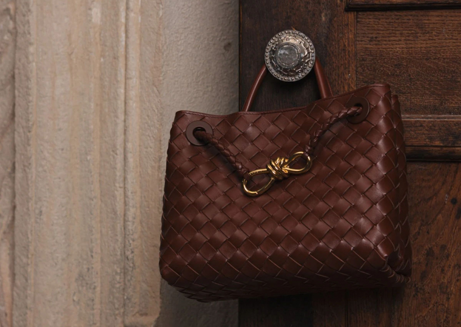 Эти сумки точно будут повсюду этой зимой