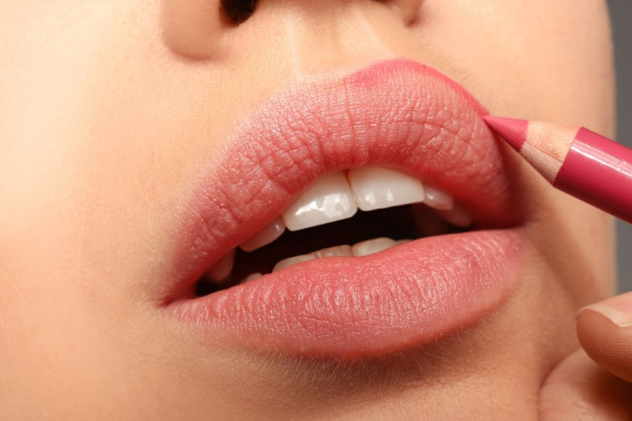ТОП карандашей для идеального макияжа губ