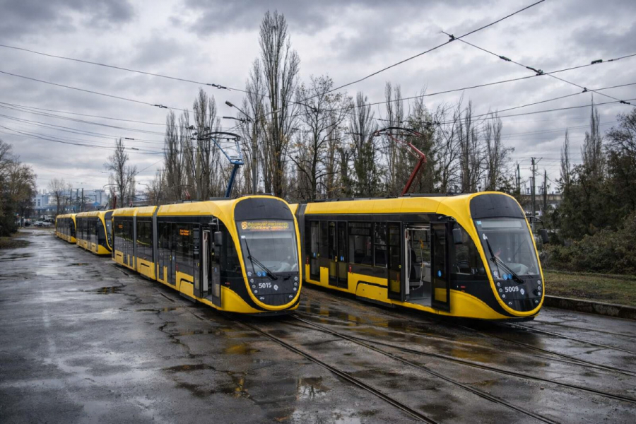 Трамвай 8 Київ