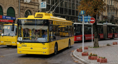 Тролейбус 16 Київ