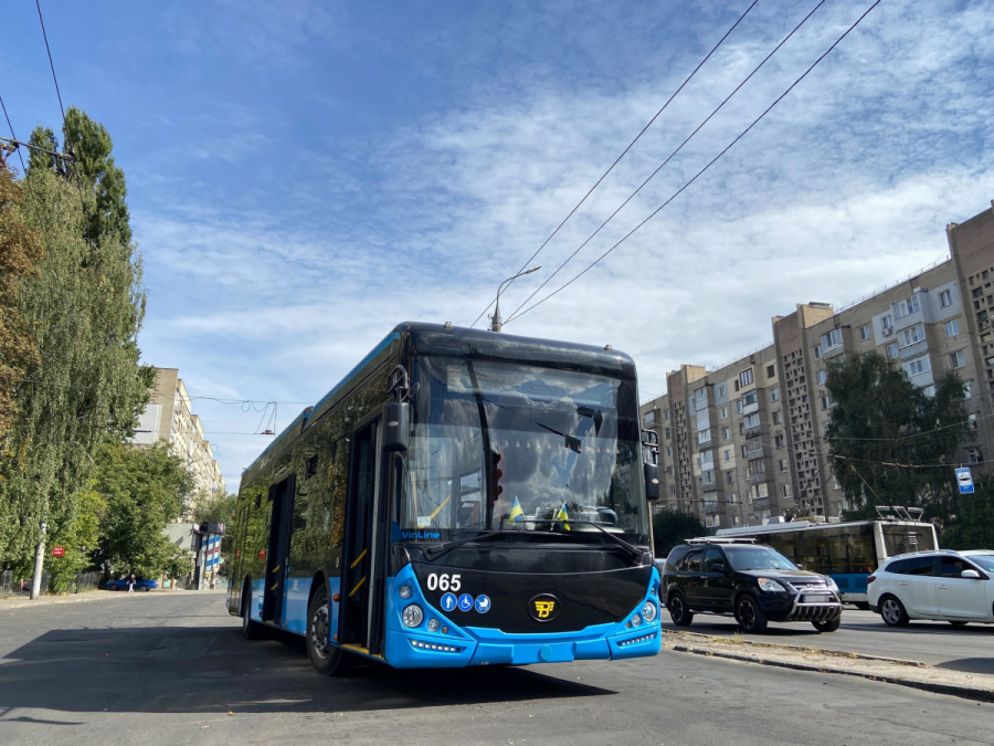 Тролейбус 16 Вінниця