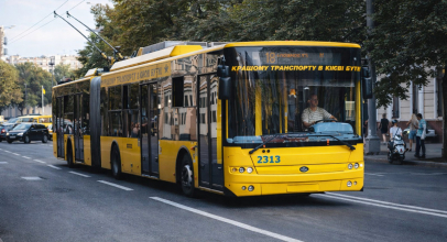 Тролейбус 18 Київ