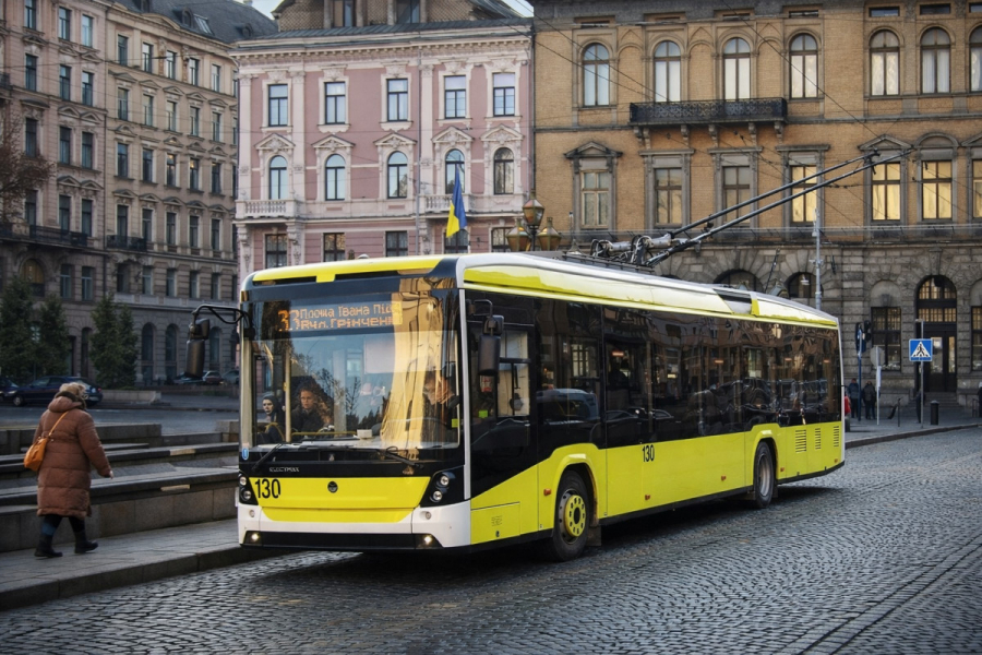 Троллейбус 33 Львов