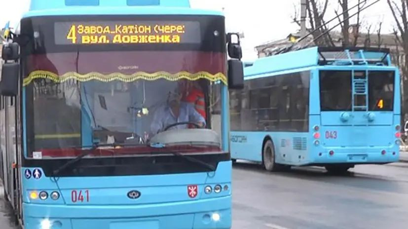 Тролейбус 4 Хмельницький