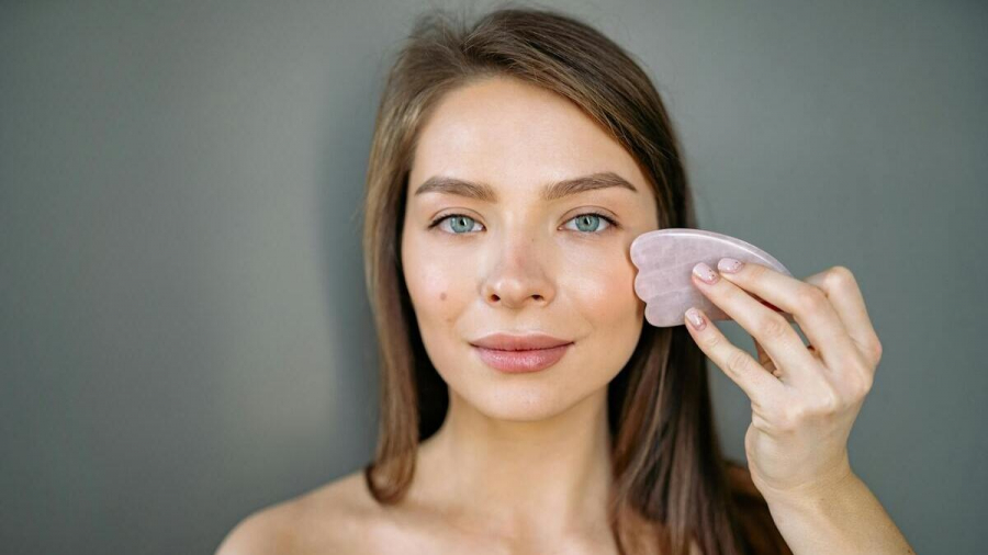 Як робити самомасаж обличчя гуаша вдома