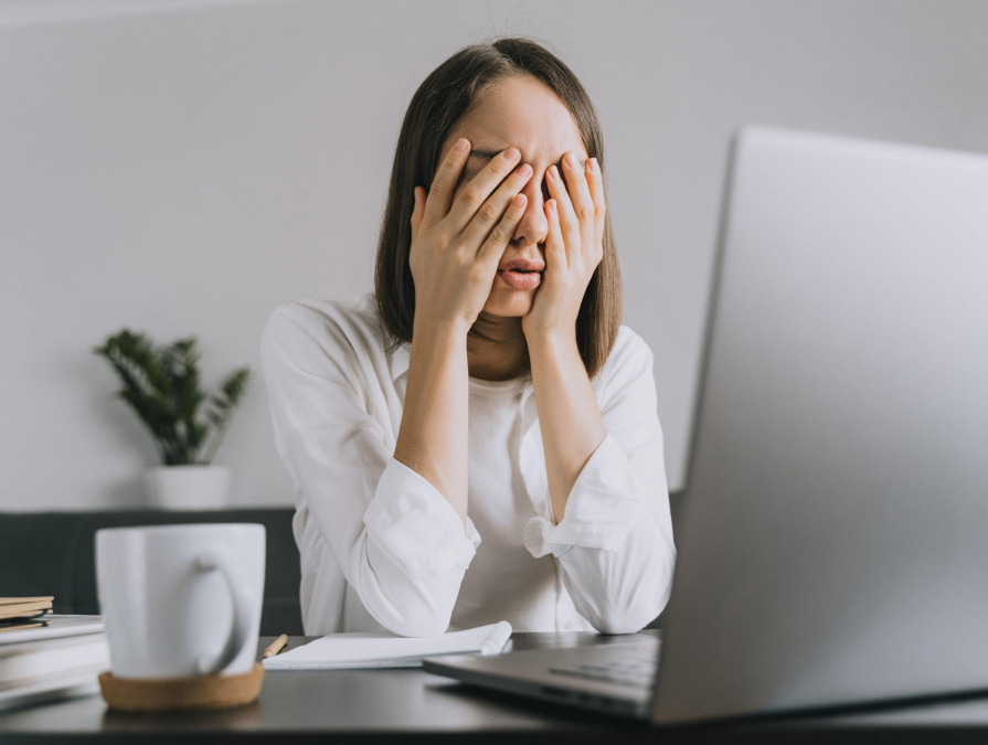 Як розпізнати та уникнути емоційного вигорання на роботі