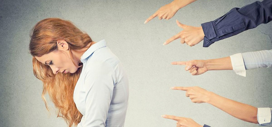 Як розпізнати та подолати залежність від думки оточуючих