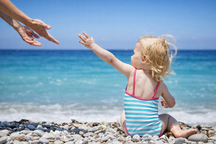 Як уникнути перегріву дитини під час літніх прогулянок