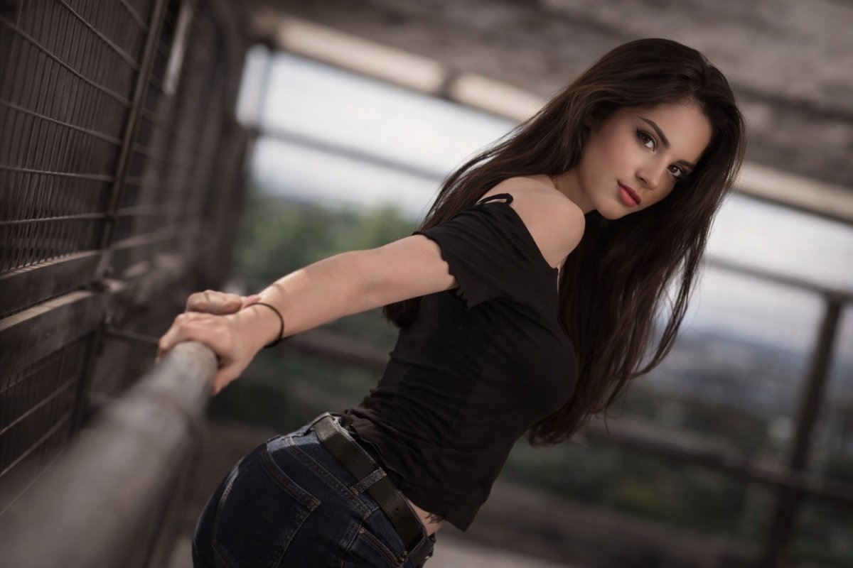 Модні техніки фарбування для брюнеток