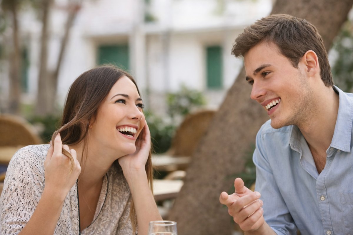 Про що поговорити з дівчиною на побаченні