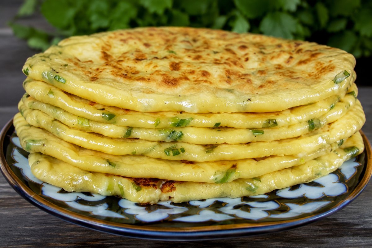 Сырные лепешки с зеленью