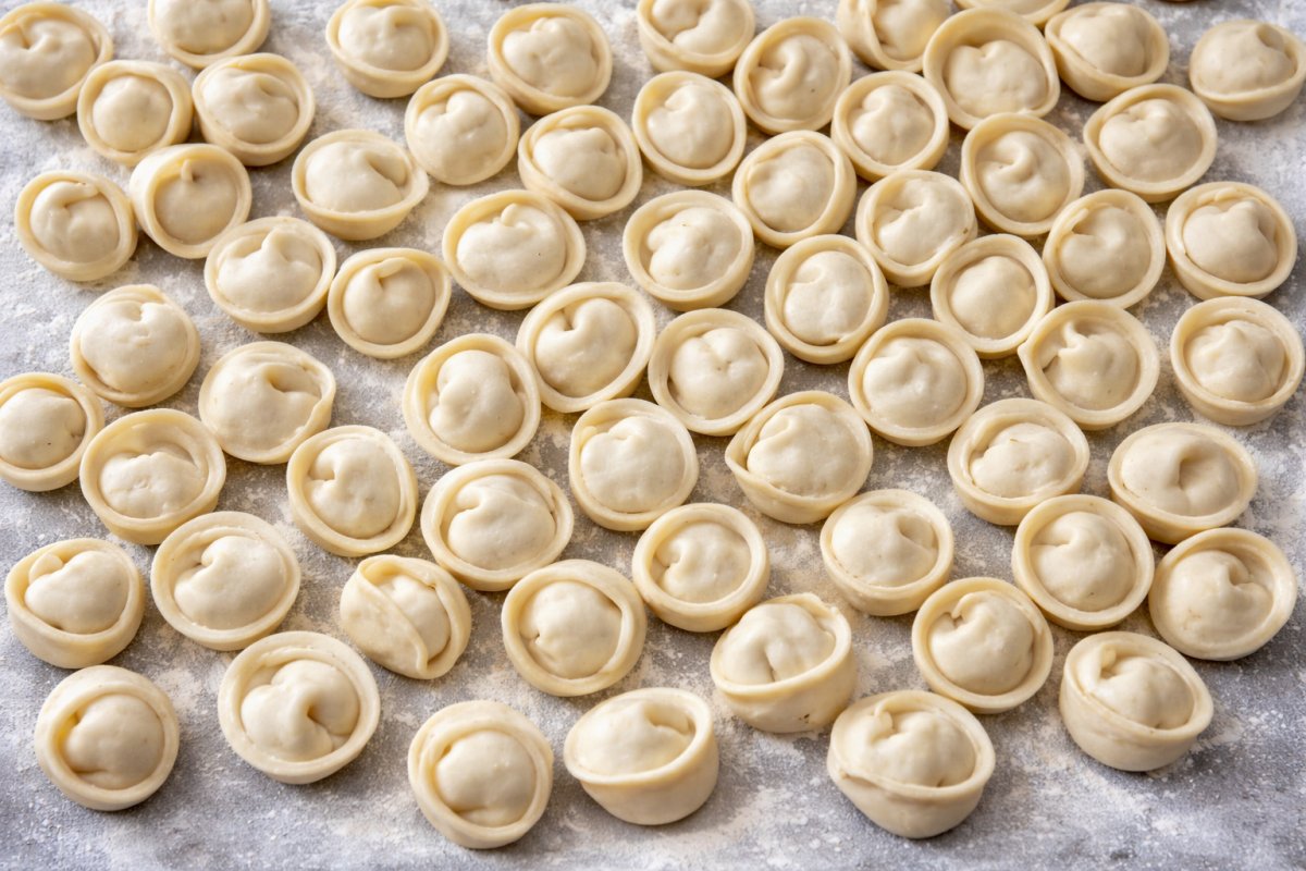 Як варити заморожені пельмені покроково