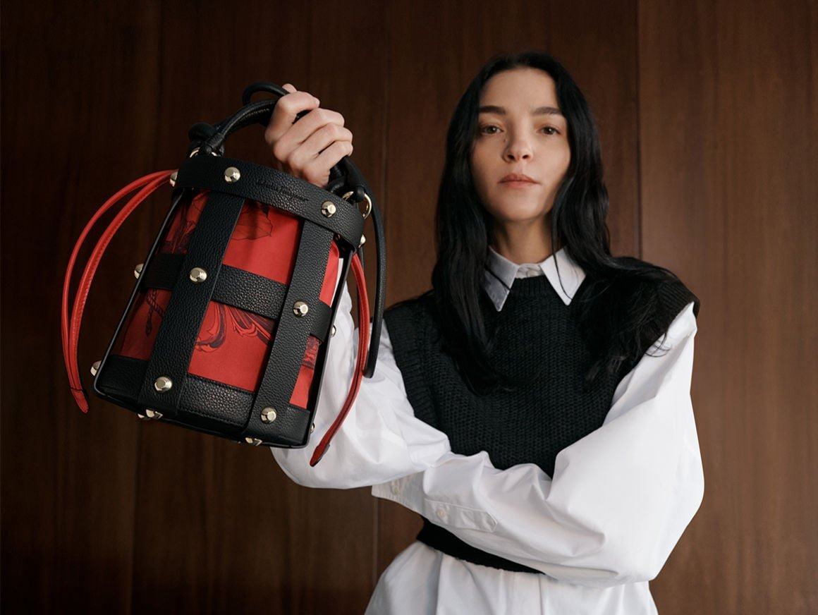 Як інтегрувати люксовий сегмент у базовий гардероб